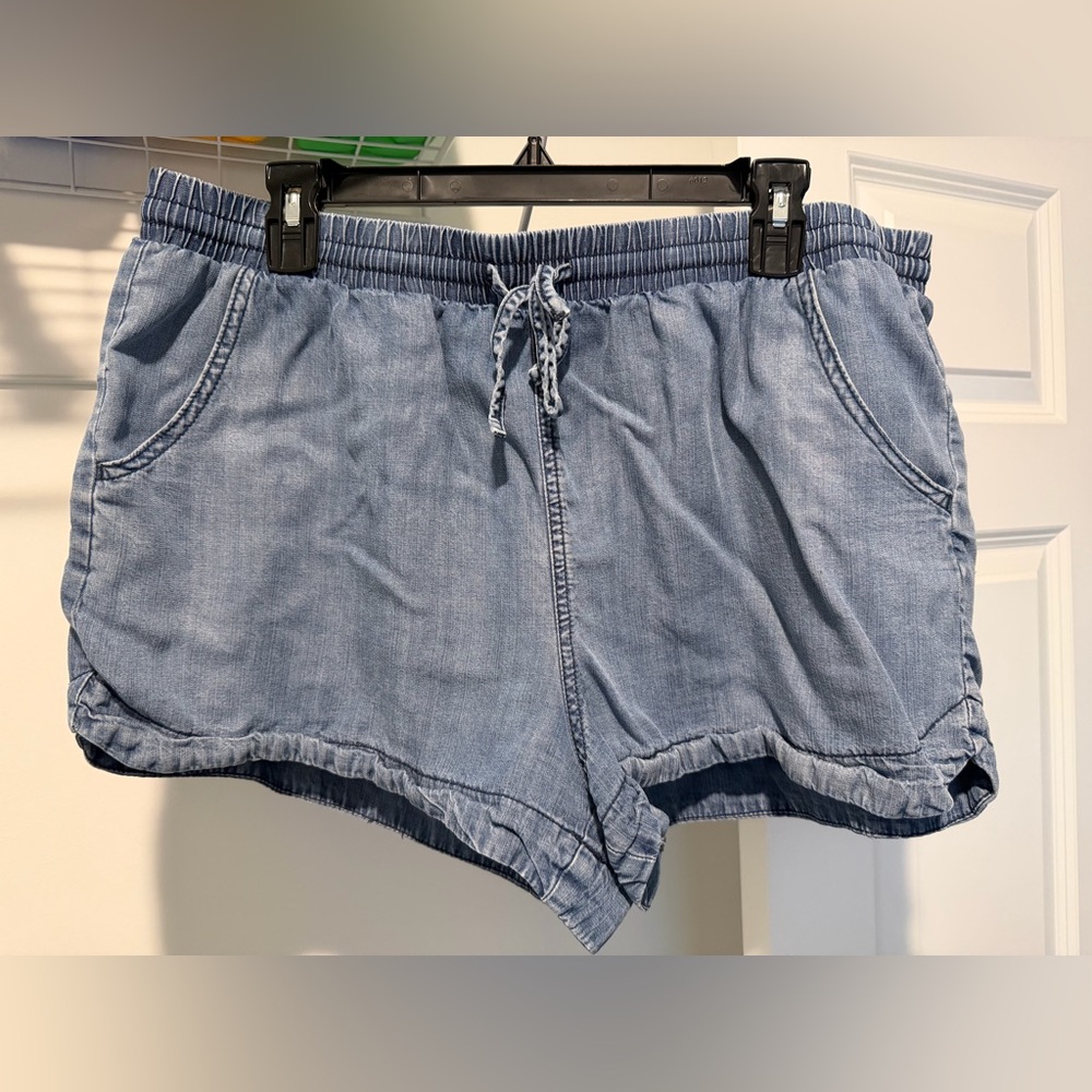Universal Thread Light Blue Athletic Shorts